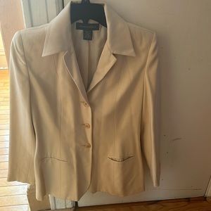 REDUCED!!Woman’s blazer by banana  republic